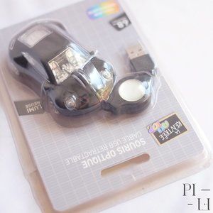NWT car shaped computer mouse with LEDs